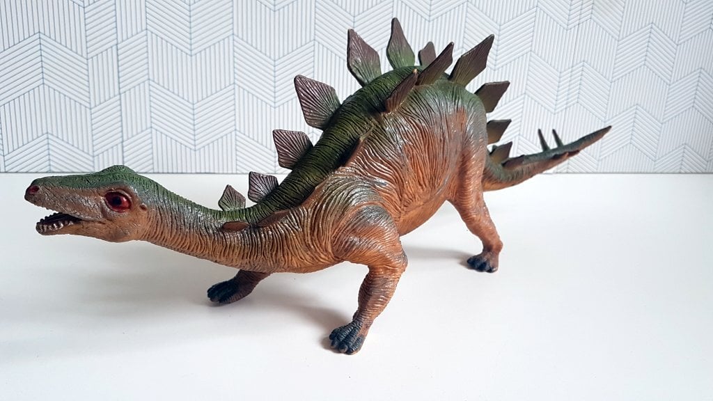 XL Stegosaurus