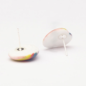 Zhao Dao<br />oorbellen met kleurige streepjes</p>