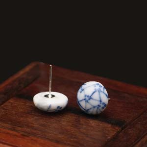 Zhao Dao<br />oorbellen met blauw raster</p>