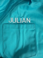 Blauwe overall met geborduurde naam + print