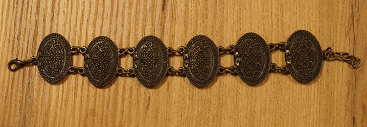 Middeleeuwse armband " Keltische knopen " bronskleurig