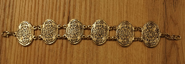 Middeleeuwse armband " Celtic dogs " goudkleurig